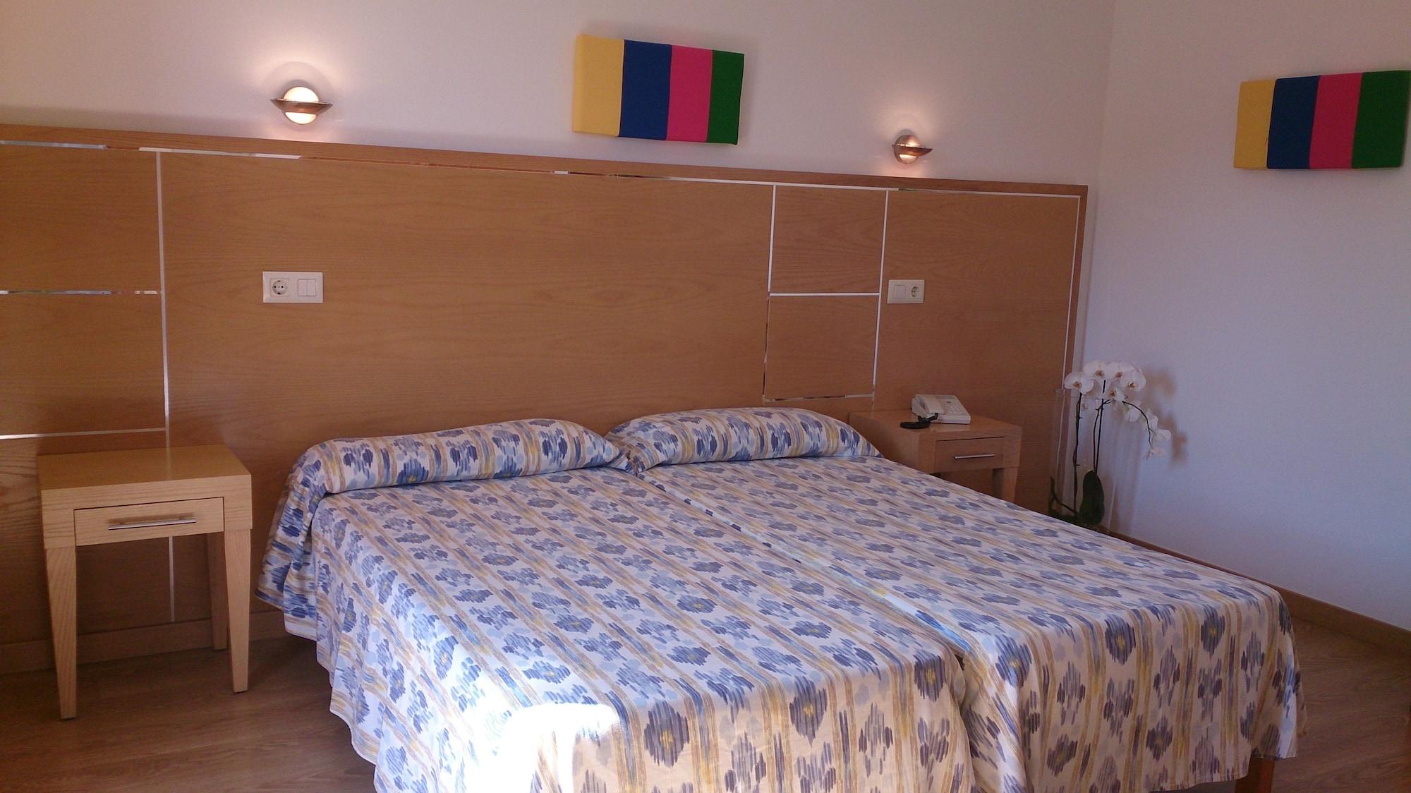 Hotel Bellavista Кала Ратхада Екстериор снимка