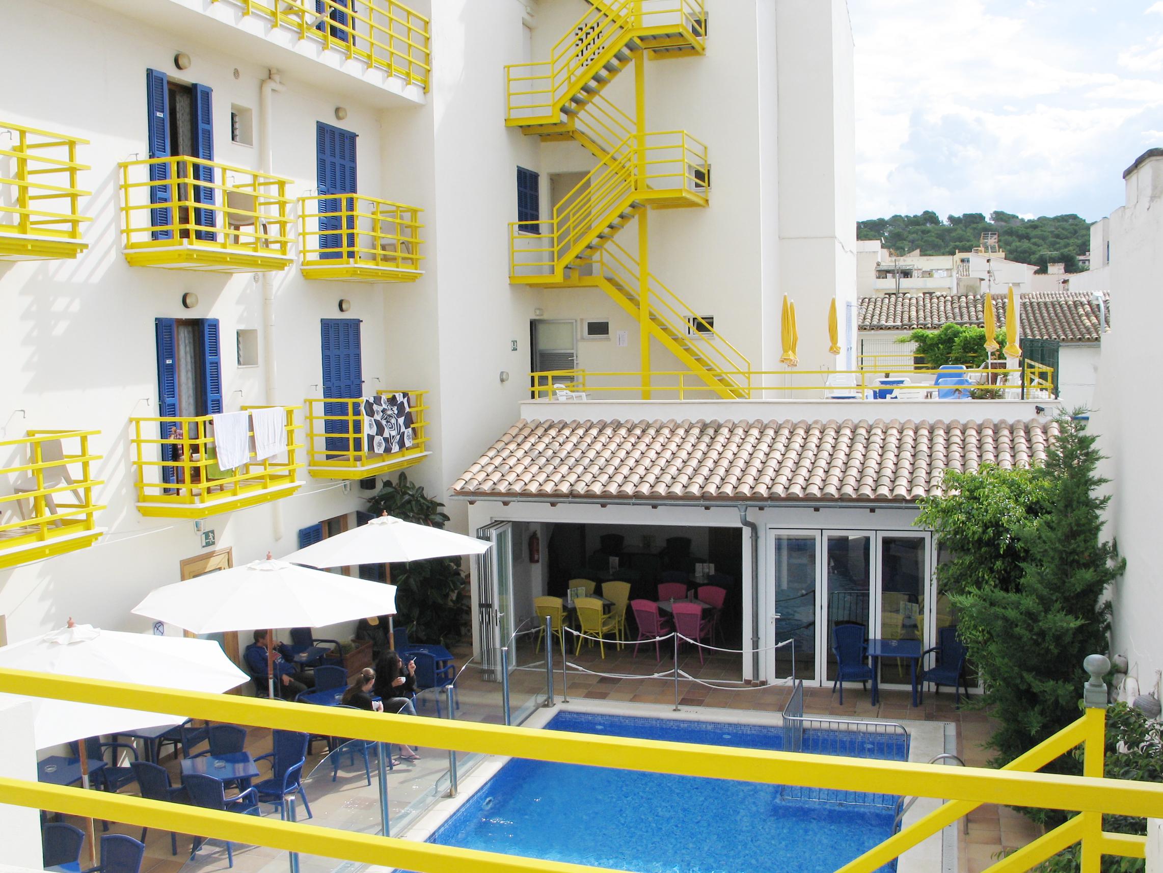 Hotel Bellavista Кала Ратхада Екстериор снимка