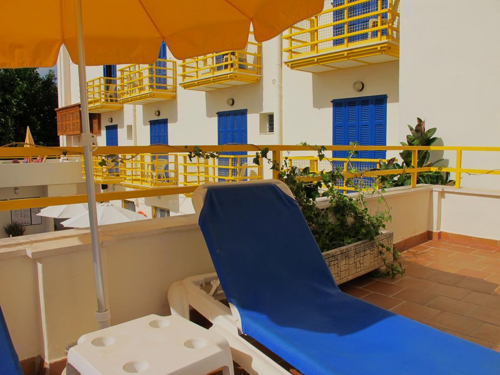 Hotel Bellavista Кала Ратхада Екстериор снимка